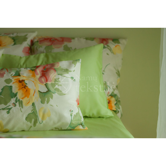 Satin pillowcase (green)
